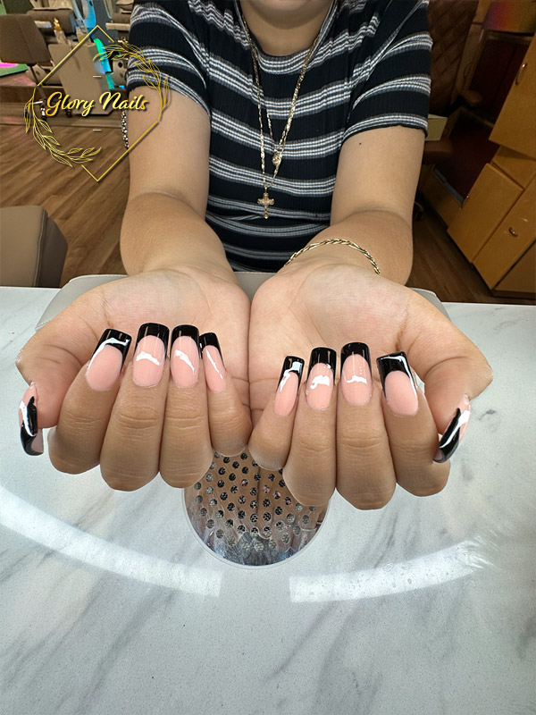 Glory Nails